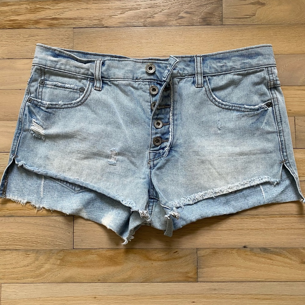 Free People Button Up Fly Jean Shorts Size 28